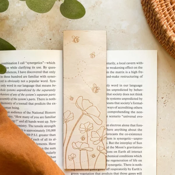 Bee-Flower-Wooden-Bookmark