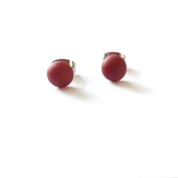 helen-chambers-red-glass-stud-earrings