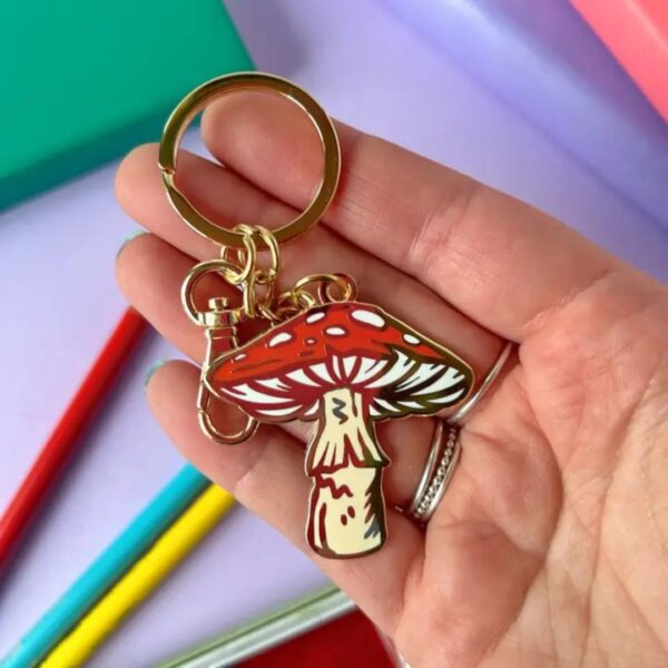 stacey-mcevoy-caunt-mushroom-keyring