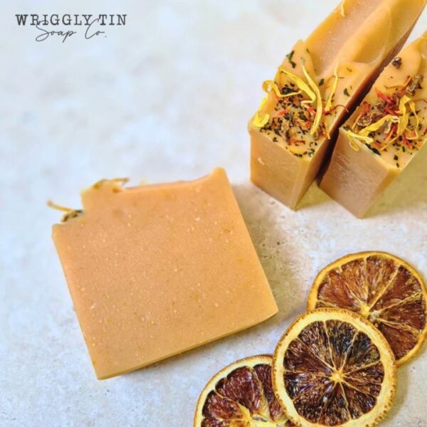 wriggly-tin-vegan-pumpkin-spice-soap