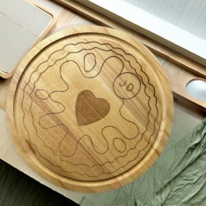 jammy-dodger-chopping-board